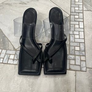 TORAL heels